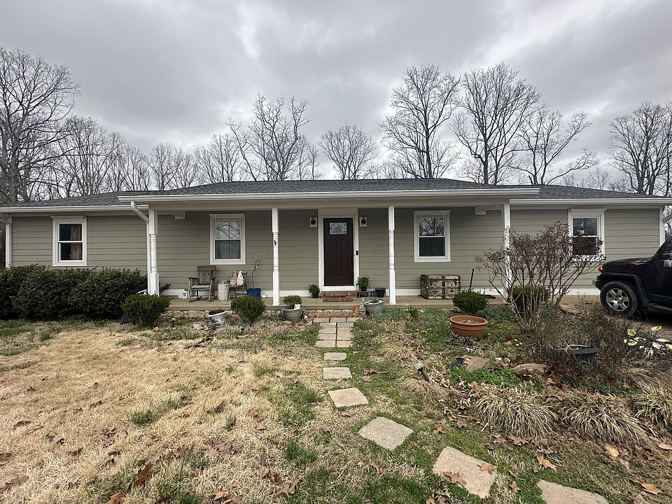 1st image of 107A Dogwood Cir