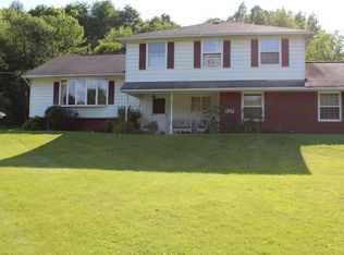 219 Castle Creek Rd, Binghamton, NY 13901