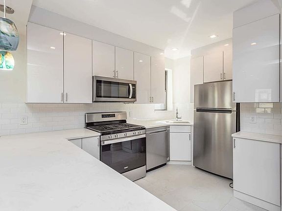 4th image of 31-31 35th St #5F