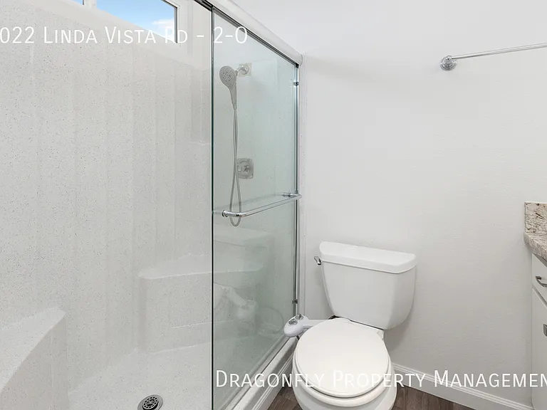 8022 Linda Vista Rd #2O — Photo 14