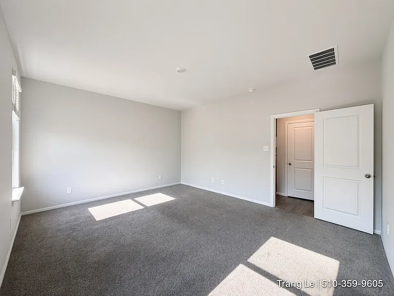 8636 Centerboard Ln — Photo 14