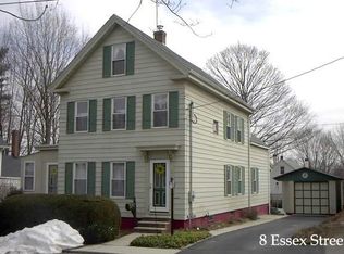 8 Essex St, Amesbury, MA 01913