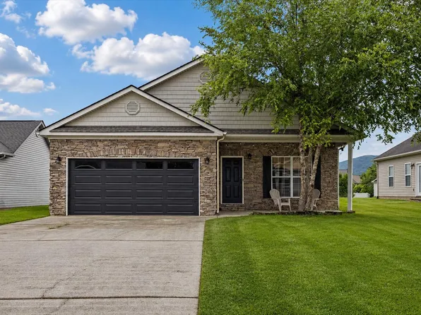 8279 Bluegill Cir, Ooltewah, TN 37363