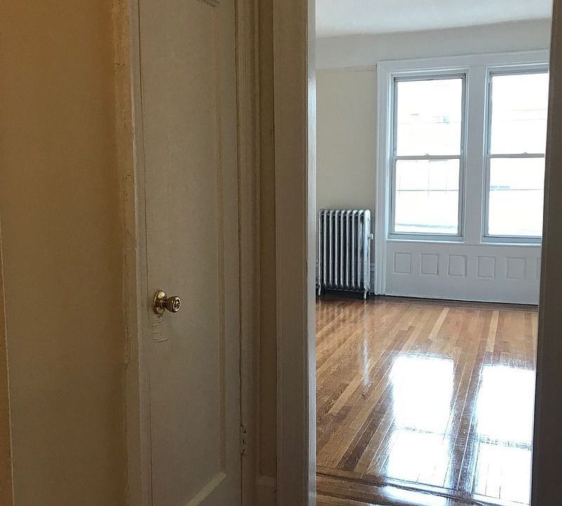 1st image of 2805 43rd St APT 2