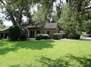 8821 Westview Dr, Houston, TX 77055