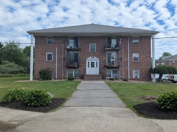18 Woodman Way APT 22, Newburyport, MA 01950