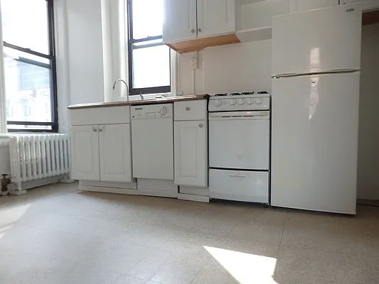 Rented by John O'Kelly Real Estate | media 12