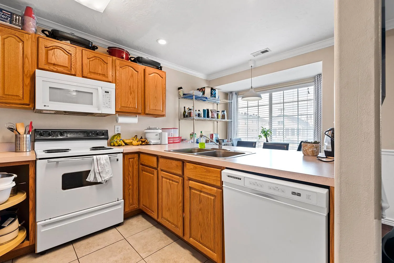 2 bed, 1029 sqft, $455 — Photo 4