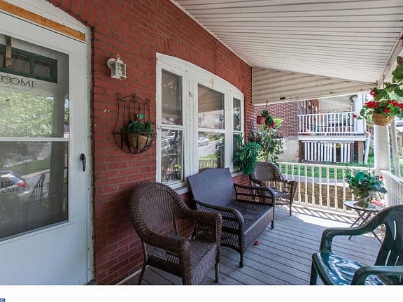 3rd image of 143 Rosemont Ave