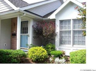 34 Genesee View Trl, Rochester, NY 14623