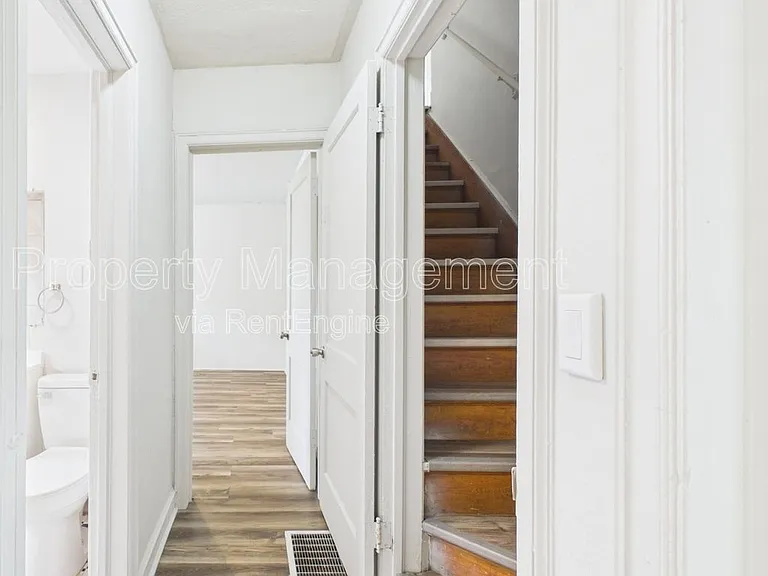 5100 Brooklyn Ave — Photo 15