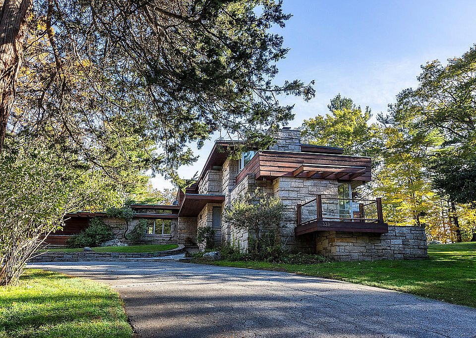 333 Howard St, Northborough, MA 01532 Zillow