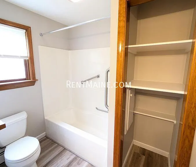 33 Burleigh Rd #7 — Photo 16