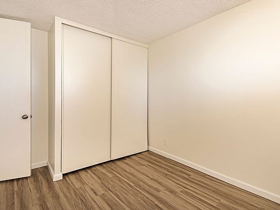 3rd image of 2121 Ala Wai Blvd APT 1106