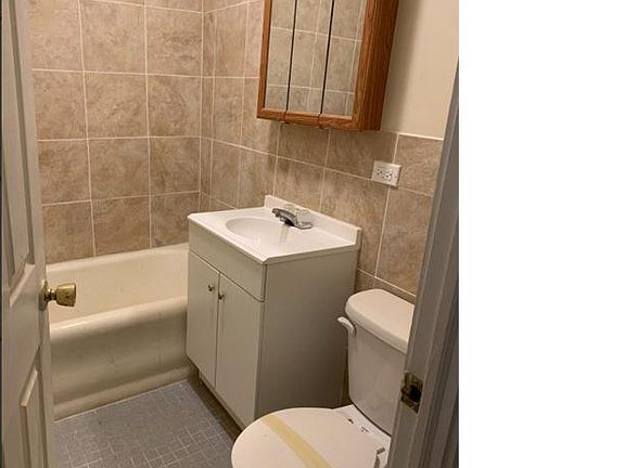 4th image of 216 S Laramie Ave #1