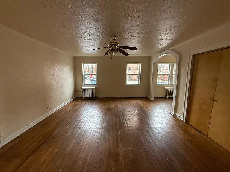 King Edward Annex Apartments — Photo 13