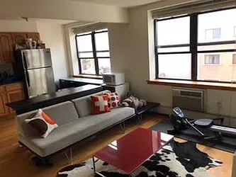 Rented by R New York