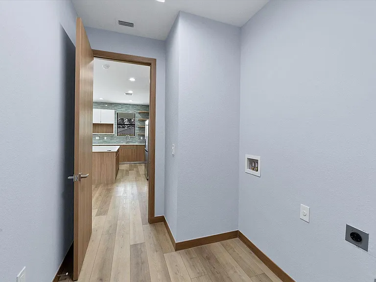 6927 Topeka Ln — Photo 22