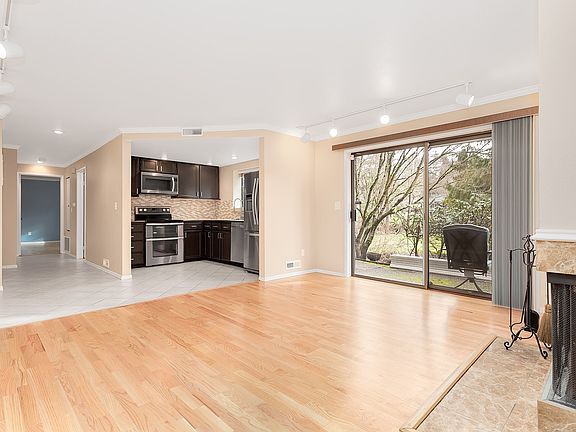 5th image of 12036 96th Ave NE APT 710