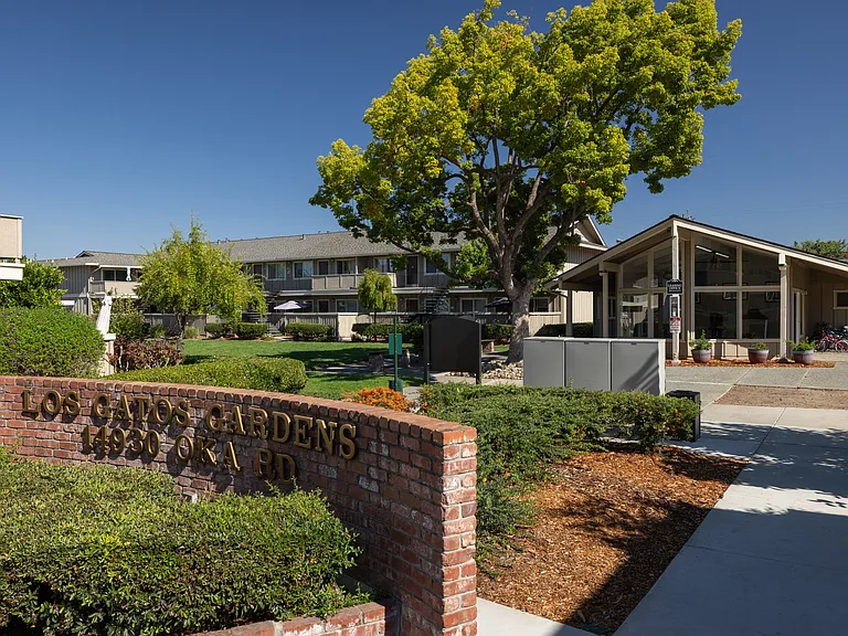 Los Gatos Gardens — Photo 37