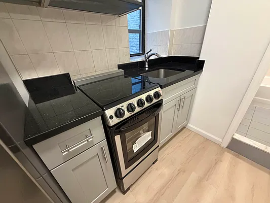 Kitchen, photo 2