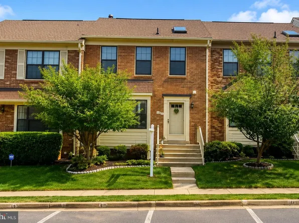 3952 Rosebay Ct, Fairfax, VA 22033