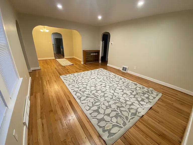 263 Center Ave — Photo 6