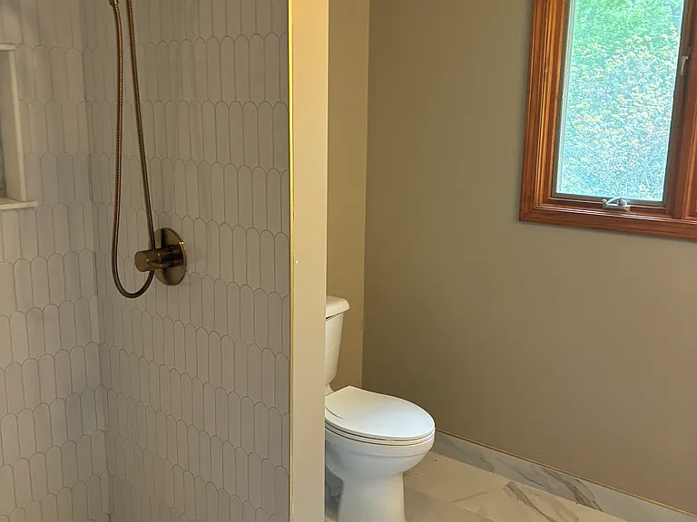 7915 Howard Ave — Photo 14