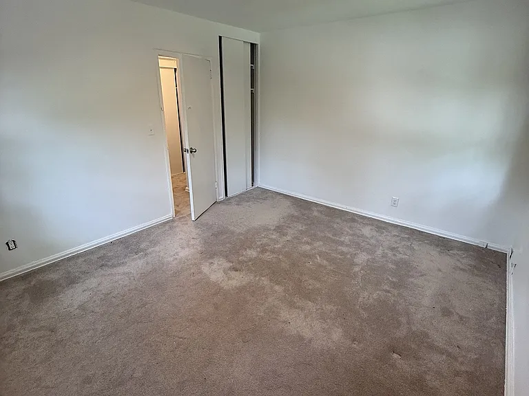 401 Park Pl #3F — Photo 18