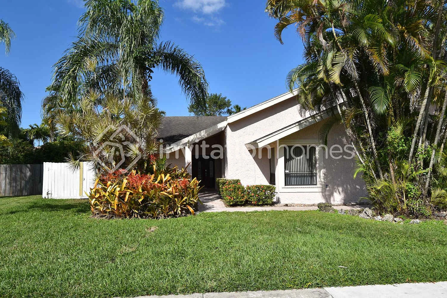 13265 SW 96th Ter Miami, FL 33186 — Photo 1