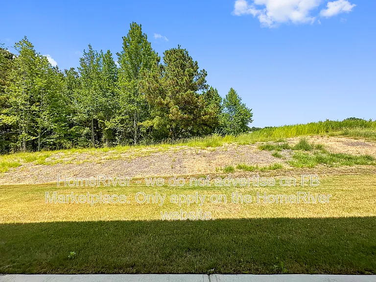 426 Chedworth Dr — Photo 21