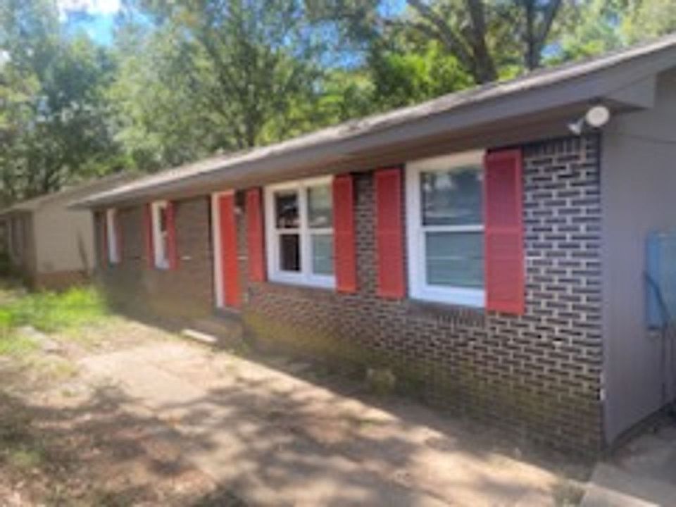 1st image of 5075 3rd Ave