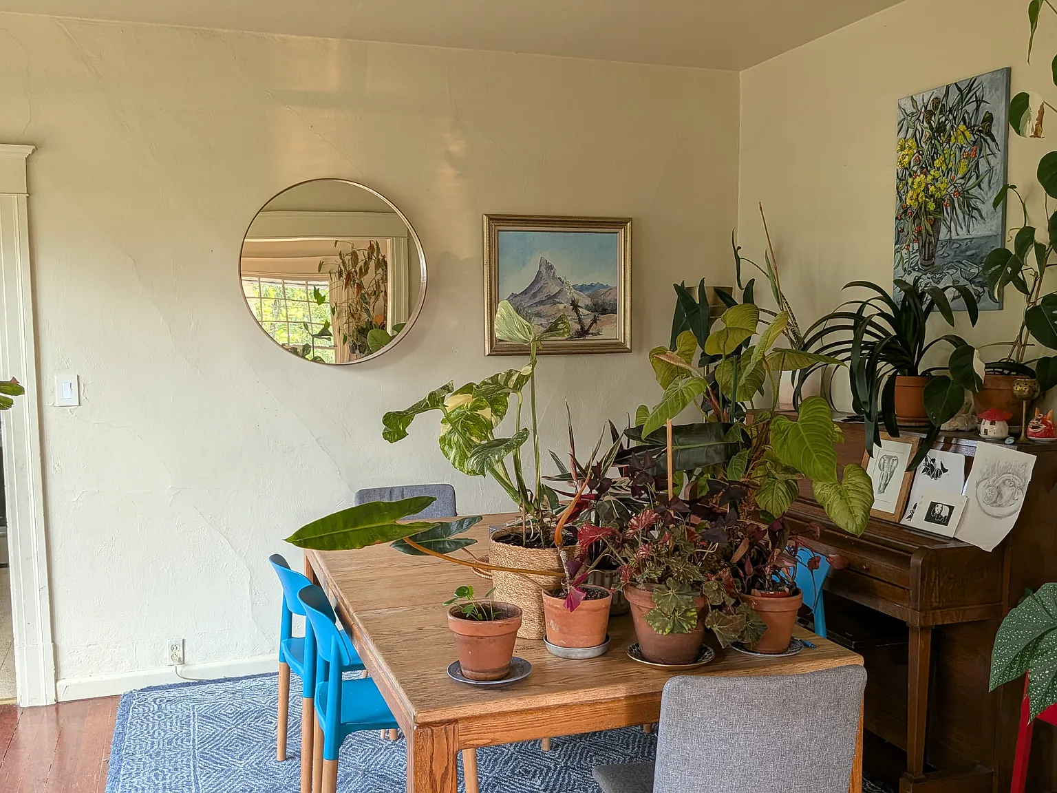 3 bed, 2400 sqft, $3,400 — Photo 3