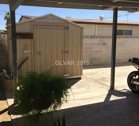 3rd image of 5474 Consul Ave