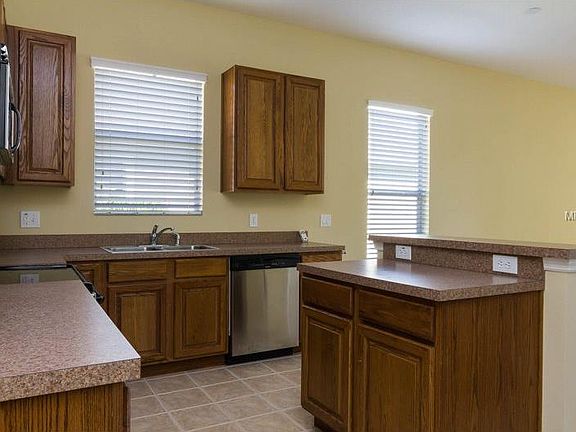 5th image of 33435 Terragona Dr