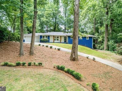 495 Valley Ln, Atlanta, GA, 30328