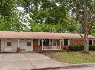 3808 Oxley Dr, Richland Hills, TX 76118