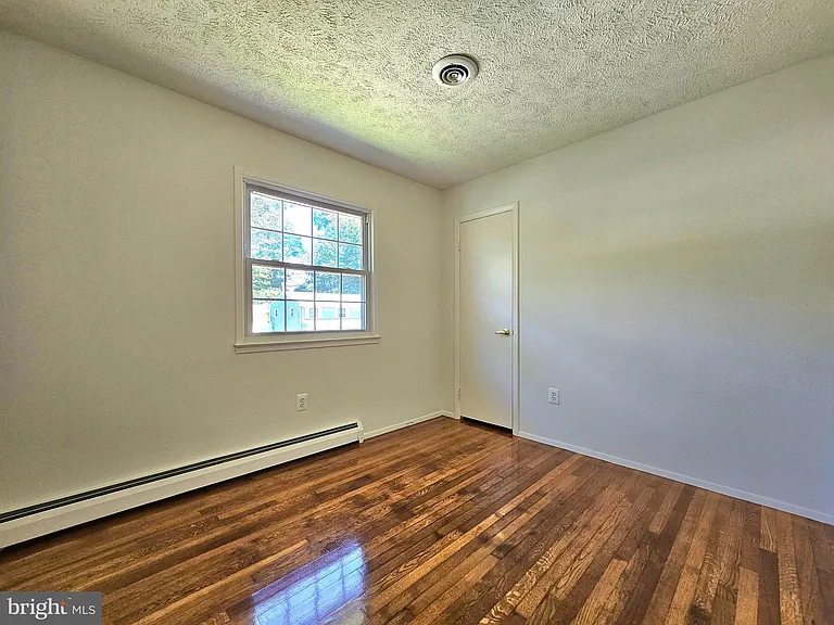 4123 Glendale Rd — Photo 21