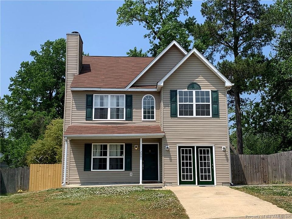 1st image of 208 Bruton Dr