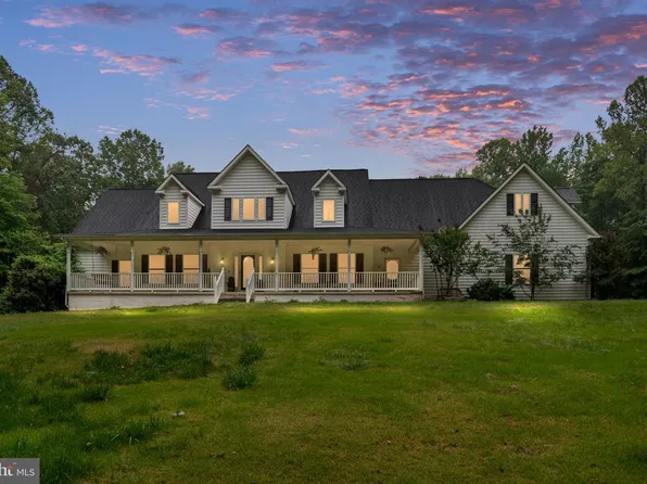 8143 Gallant Green Dr, King George, VA 22485