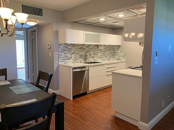 New kitchen/appliances