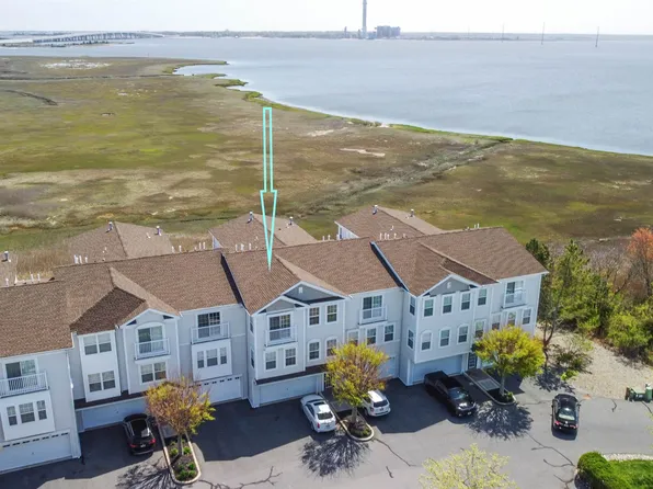 72 Windjammer Dr #72, Somers Point, NJ 08244