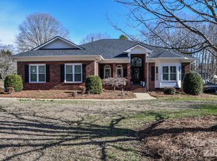 5314 Woodridge Dr, Monroe, NC 28110