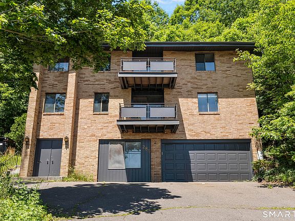 2nd image of 287 Kensington Avenue