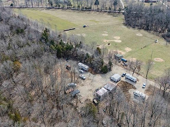 5th image of 2783 Watson Rd