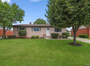 2766 Sparta Dr, Troy, MI