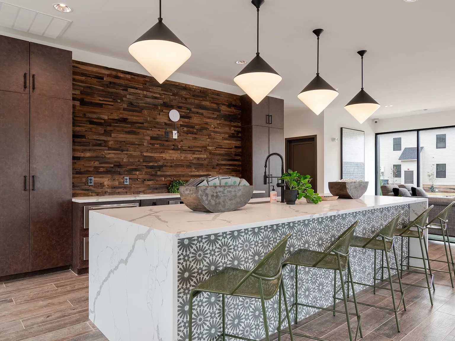 Treesort Luxury Living — Photo 4