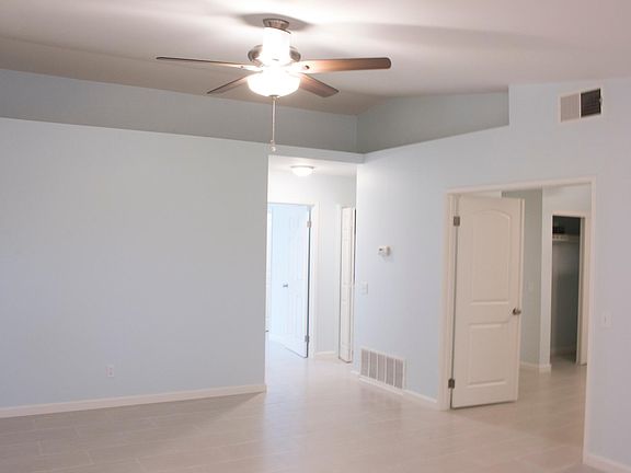 3rd image of 79041 Avenue 42 #B