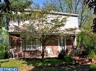 28 Mill St, Medford, NJ 08055