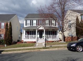 2476 Five Fathom Cir, Woodbridge, VA 22191